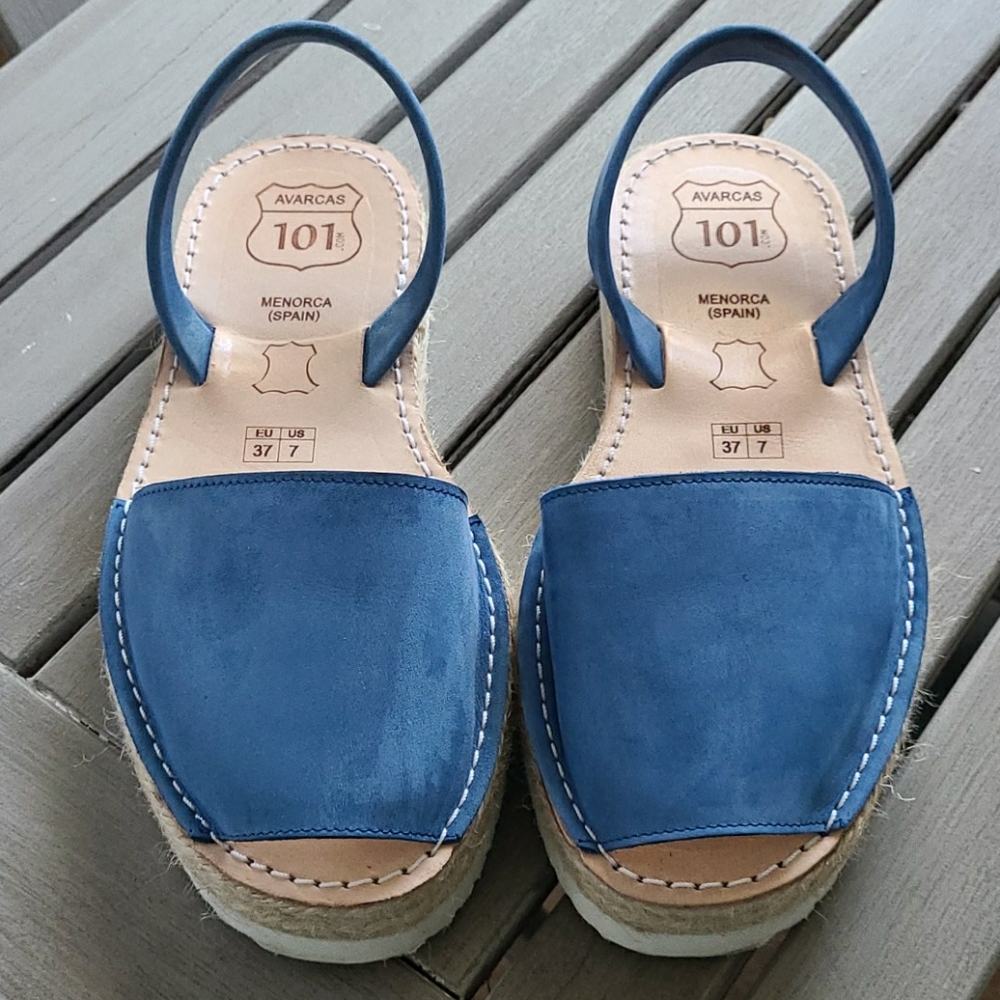 Avarcas Wedge Sandals Size 7